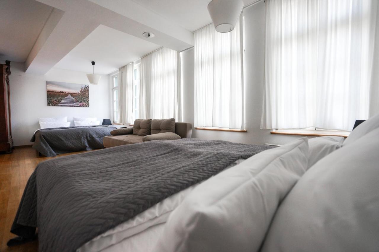 Loft13 Traumhafte Wohnung Mit Terrasse Fuer 8 Gaeste Monschau Bagian luar foto
